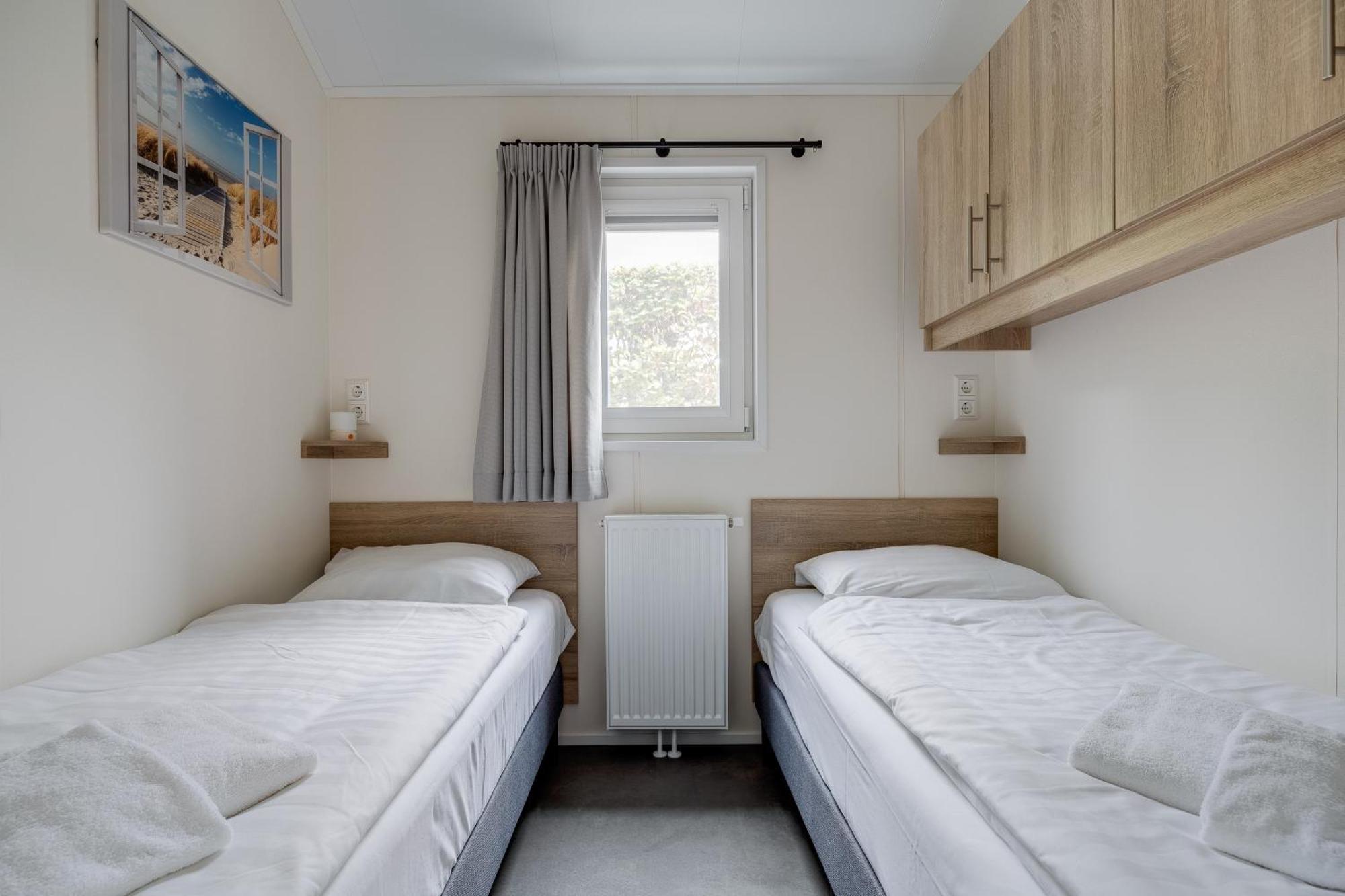 Modern Ingericht Chalet Op Groen Park Op De Veluwe Epe Zewnętrze zdjęcie